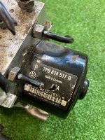 Volkswagen / Touareg / Блок ABS