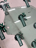 BMW / X3 / Стекло двери