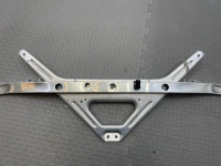 Audi / Q8 / Распорка кузова