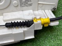 Audi / A6 / Замок двери комплект