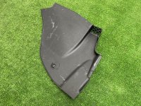 BMW / 7-Series / Накладка жабо