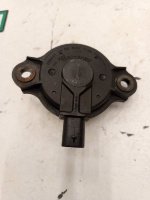 BMW / X3 / Клапан