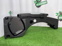 Audi / Q8 / Сабвуфер