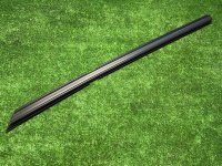 BMW / 1-Series / Уплотнитель стекла двери