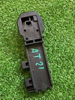 Audi / Q8 / Антенна