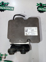 Audi / A5 / Блок ABS
