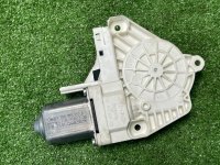 Volkswagen / Touareg / Мотор стеклоподъемника
