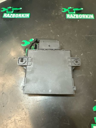 Volkswagen / Touareg / Стабилизатор напряжения