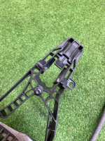 BMW / 7-Series / Кронштейн ручки двери