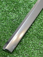 Audi / A6 / Молдинг стекла