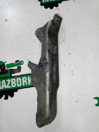 Mercedes-Benz / E-Class / Кронштейн