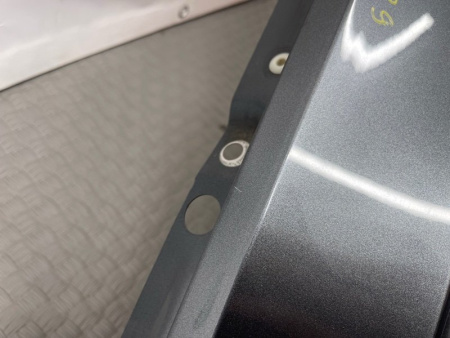 Audi / SQ8 / Крыло