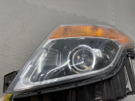 Ford / EXPLORER / Фара
