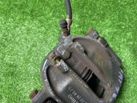 Mercedes-Benz / 190e / Суппорт тормозной