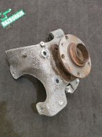 Audi / A6 / Кулак поворотный