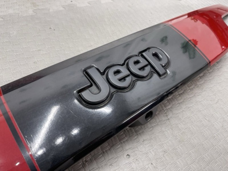 JEEP / Grand Cherokee SRT-8 / Накладка крышки багажника