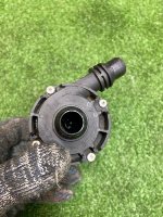 BMW / 7-Series / Насос системы охлаждения дополнительный