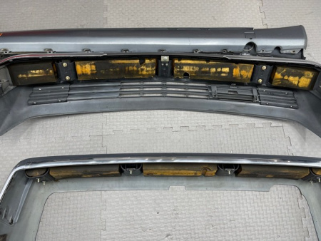 Mercedes-Benz / 300E / Бампер