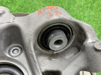 Audi / A6 / Кулак поворотный