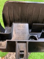 Audi / A5 / Кронштейн