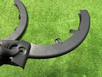 BMW / 3-Series / Накладка петли багажника