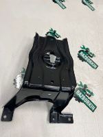 Audi / A5 / Кронштейн крепления запасного колеса