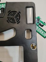 BMW / X1 / Облицовка пространства ног