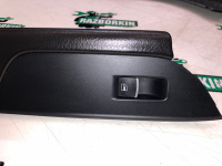 Volkswagen / Touareg / Подлокотник двери