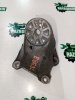 Volkswagen / Touareg / Кронштейн двигателя