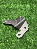 BMW / X1 / Кронштейн катализатора