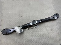 Volkswagen / Touareg / Кронштейн коробки передач