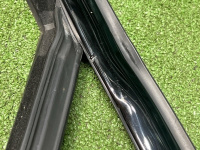 BMW / 1-Series / Уплотнитель стекла двери