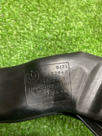 BMW / 1-Series / воздуховод