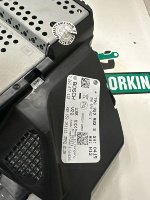 Volkswagen / Touareg / Панель приборов