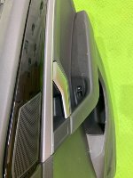 Volkswagen / Touareg / Обшивка двери