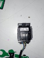 Audi / A6 / Кнопка аварийной сигнализации