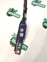 Audi / Q7 / Петля багажника