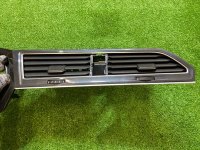 Volkswagen / Tiguan / Декоративная накладка торпедо