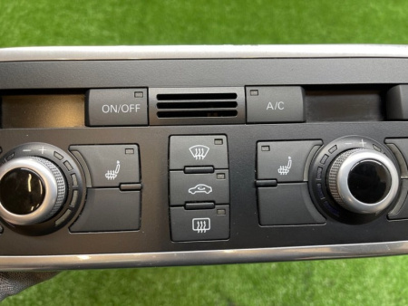 Audi / Q7 / Блок управления климат-контролем