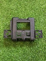 Audi / A6 / Кронштейн