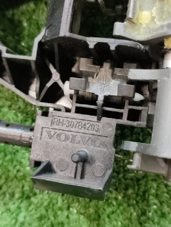 Volvo / XC60 / Замок двери комплект