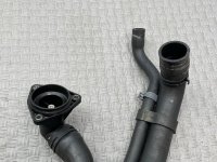 Volkswagen / Touareg / Патрубок радиатора