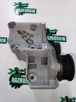 Opel / Insignia / Кронштейн компрессора кондиционера