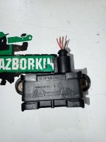 Audi / Q7 / Датчик ускорения