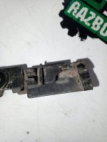 Audi / A6 / Крепление порога