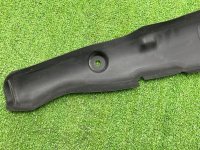 Audi / A4 / Пыльник крыла