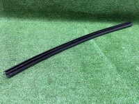 Chevrolet / Tahoe / Уплотнитель стекла двери