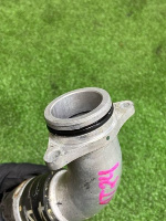 Audi / A6 / Патрубок радиатора