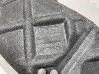 Volkswagen / Touareg / Подкрылок