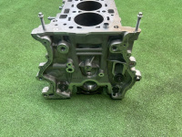 BMW / X1 / Блок цилиндров